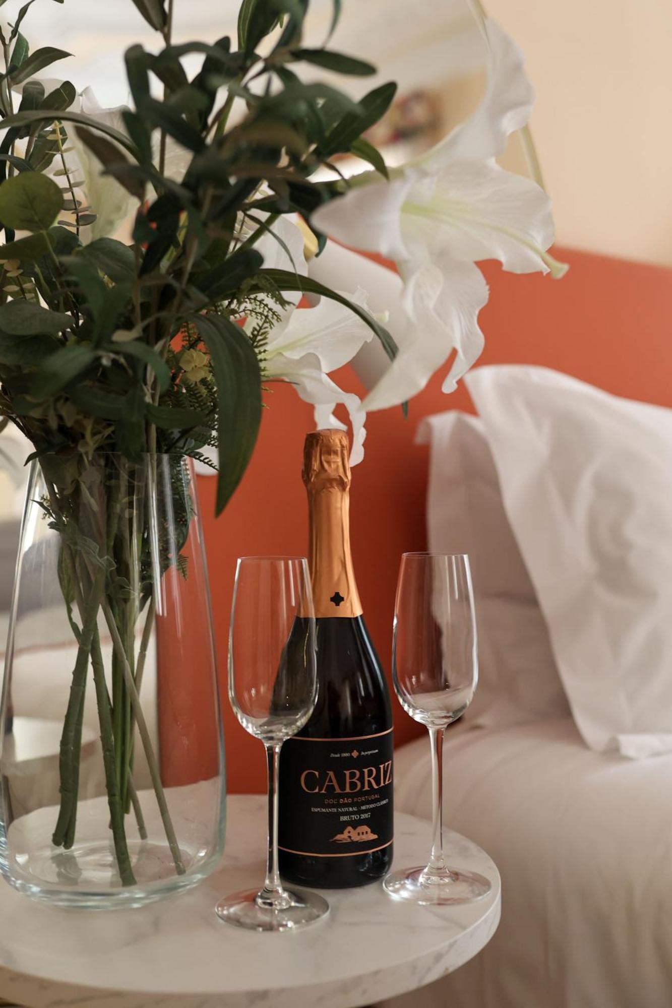 Lr Guest House Lisbon Bagian luar foto