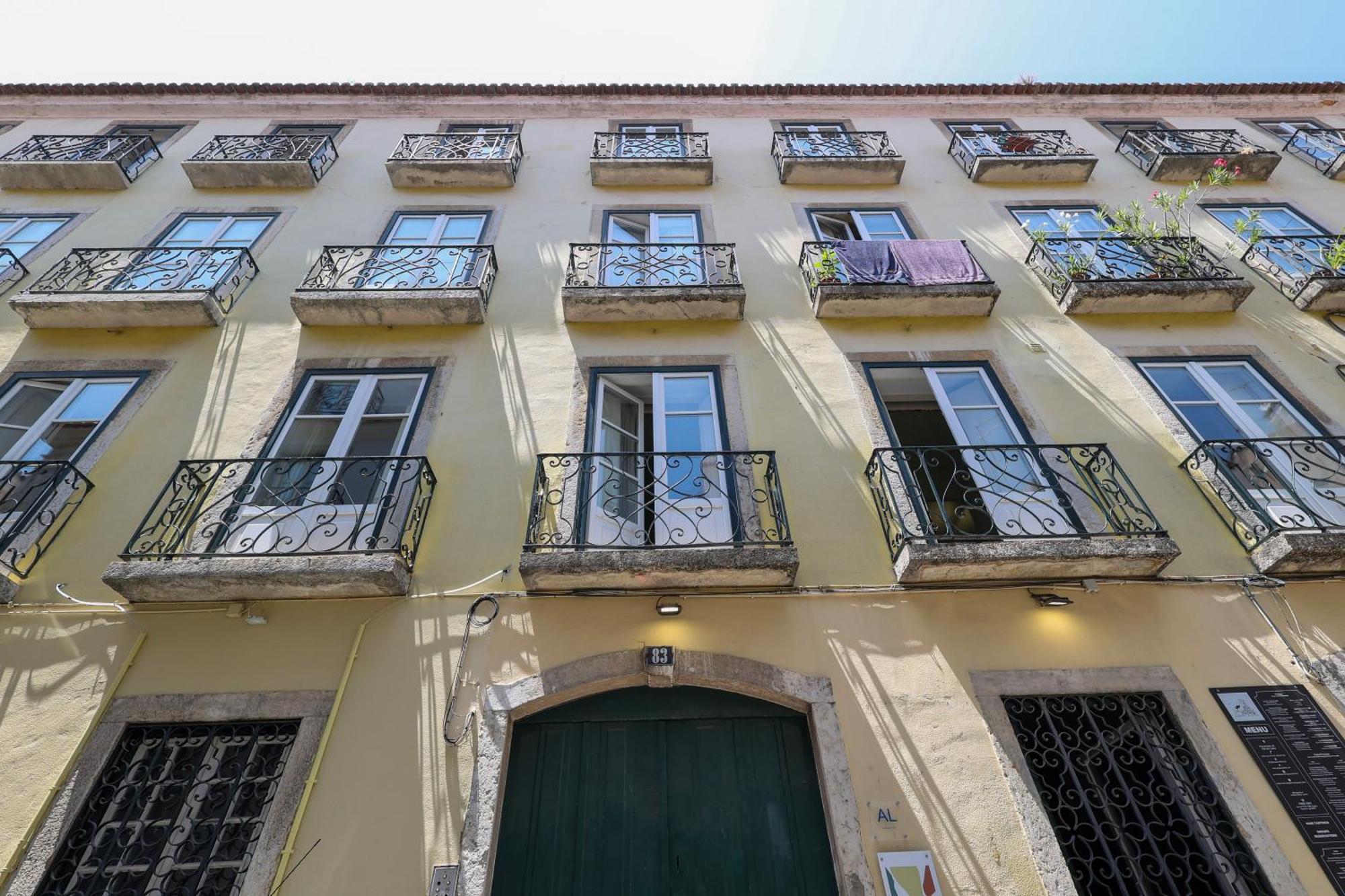 Lr Guest House Lisbon Bagian luar foto