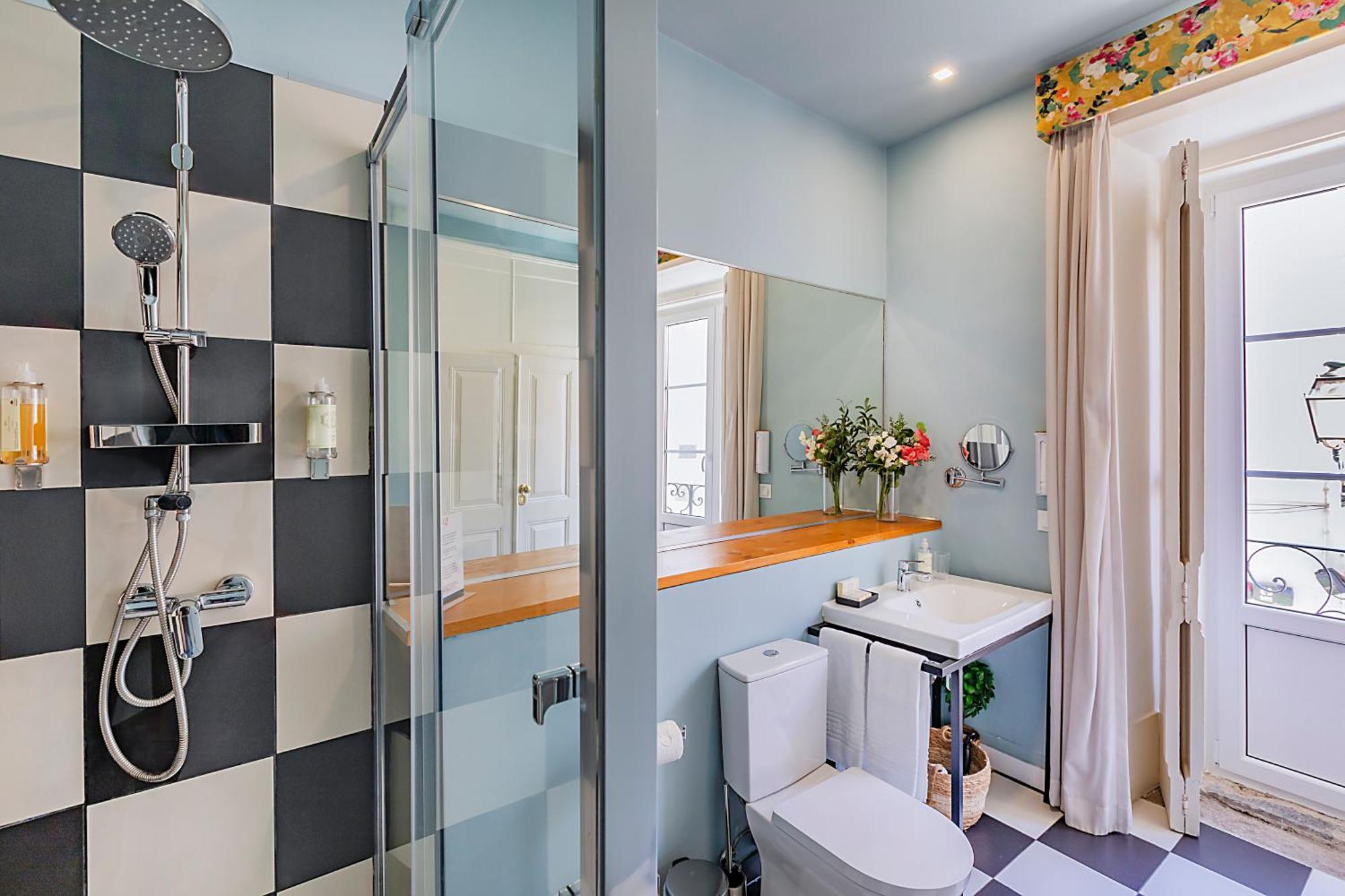 Lr Guest House Lisbon Bagian luar foto