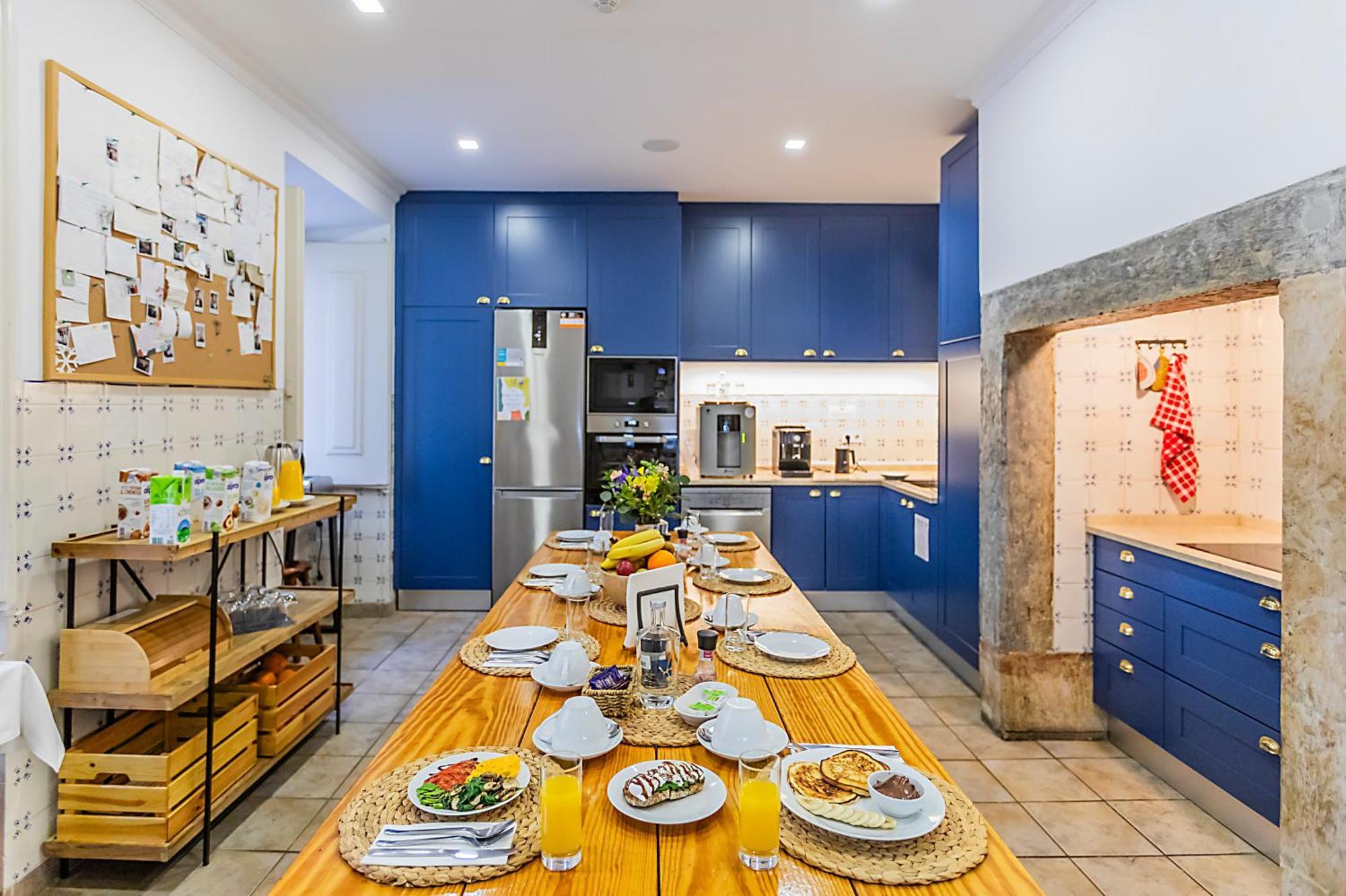 Lr Guest House Lisbon Bagian luar foto