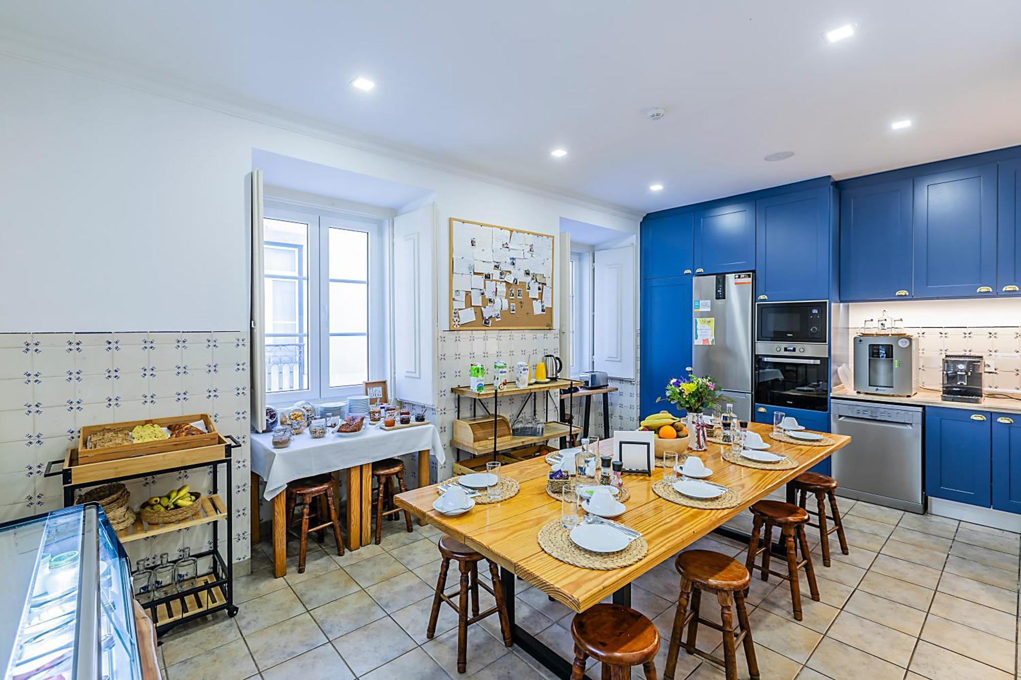 Lr Guest House Lisbon Bagian luar foto